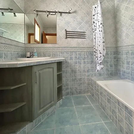 Port Royale 76 - Two Bed * Los Cristianos (Tenerife)